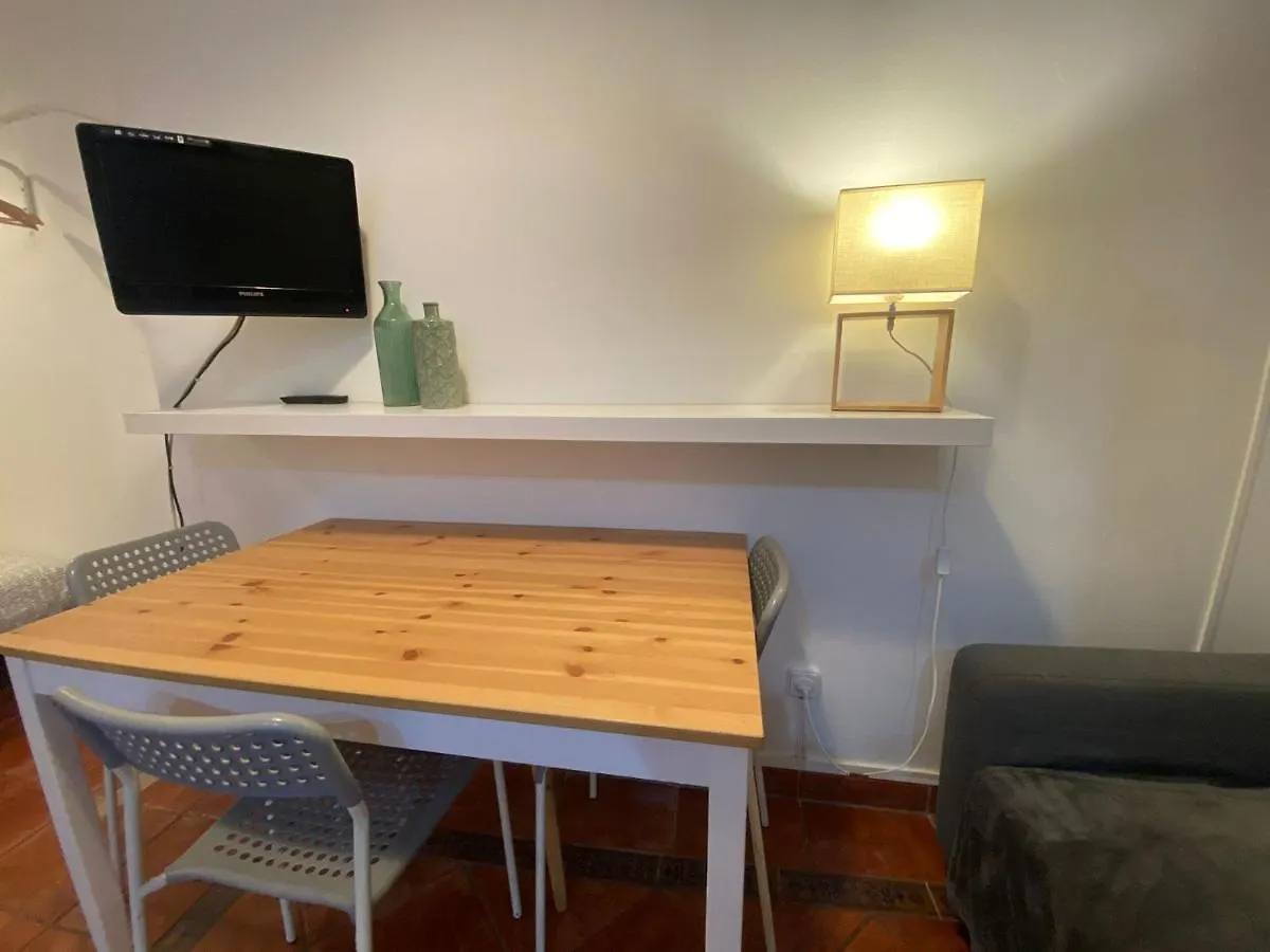 03 Cozy Barca 2,1 Apartment Barcelona Spain